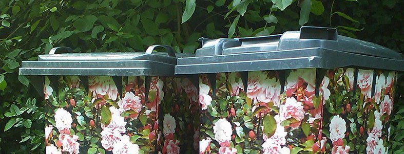 Opgefleurde containers tegen dumpen grofvuil | Afvalcontainerbestellen.nl